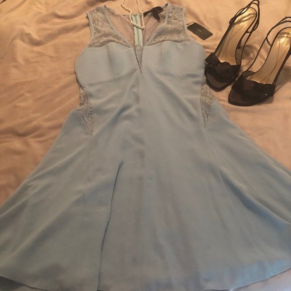 BCBG AZRIA Aqua Mist Ariel Dress Size 4. - Picture 1 of 9
